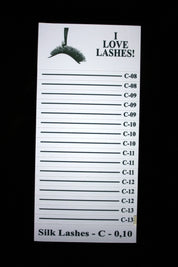 Wimpern mit ihrem Namen