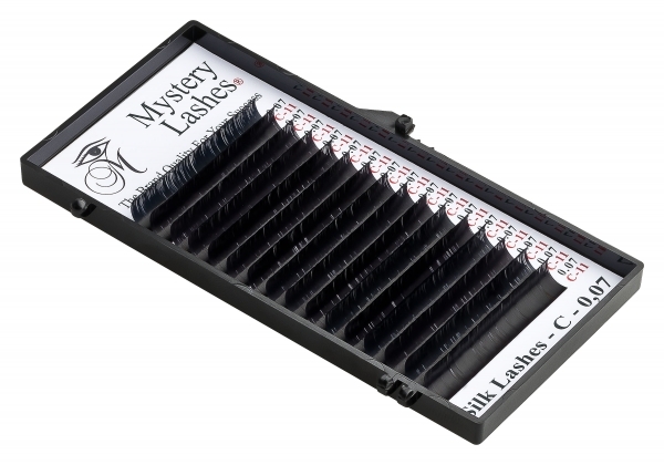Split Flat Lashes